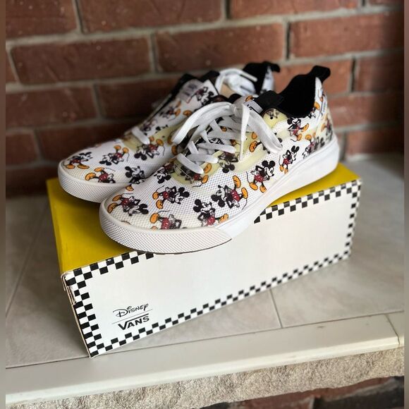 Disney Vans Ultrarange Rapidw Mickey Mouse Print Sneakers Men’s 12 NWT main image 12